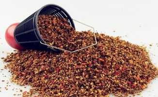 夏天这些饵要多用,每次都用它钓草鱼,特别过瘾,连竿到手软